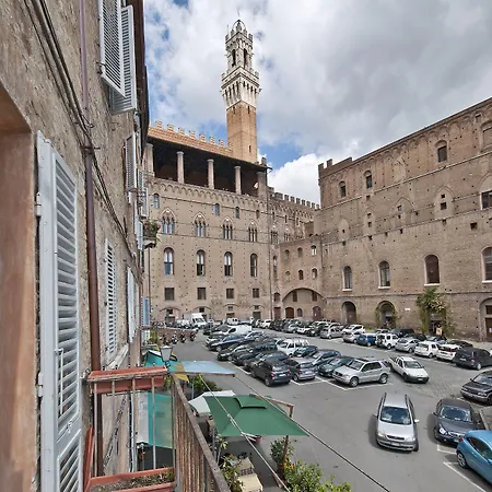 B&B Al Mercato Di Elca Srl 3*