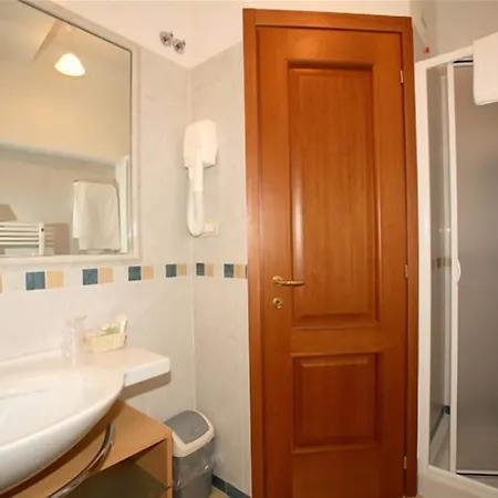 Al Mercato Di Elca Srl 3* Siena
