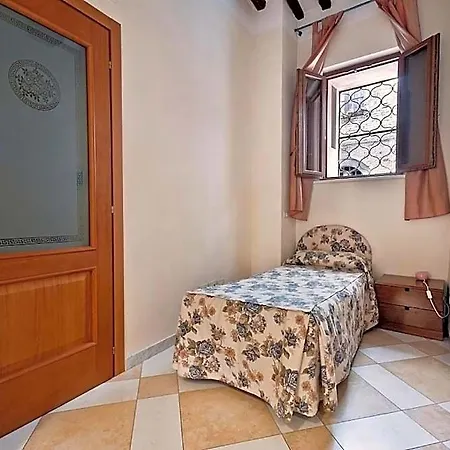Al Mercato Di Elca Srl Bed & Breakfast Siena