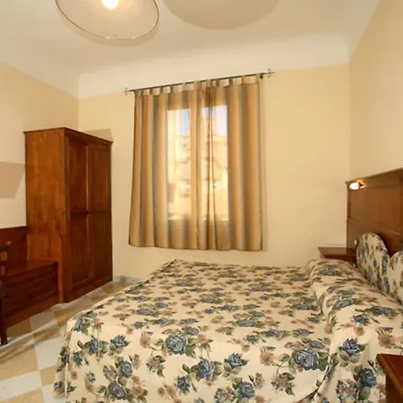 Al Mercato Di Elca Srl 3*
