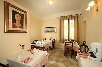 Alojamento de Acomodação e Pequeno-almoço Al Mercato Di Elca Srl 3*