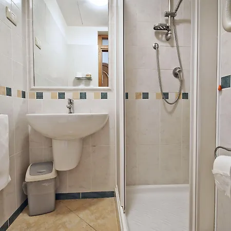 Al Mercato سيينا